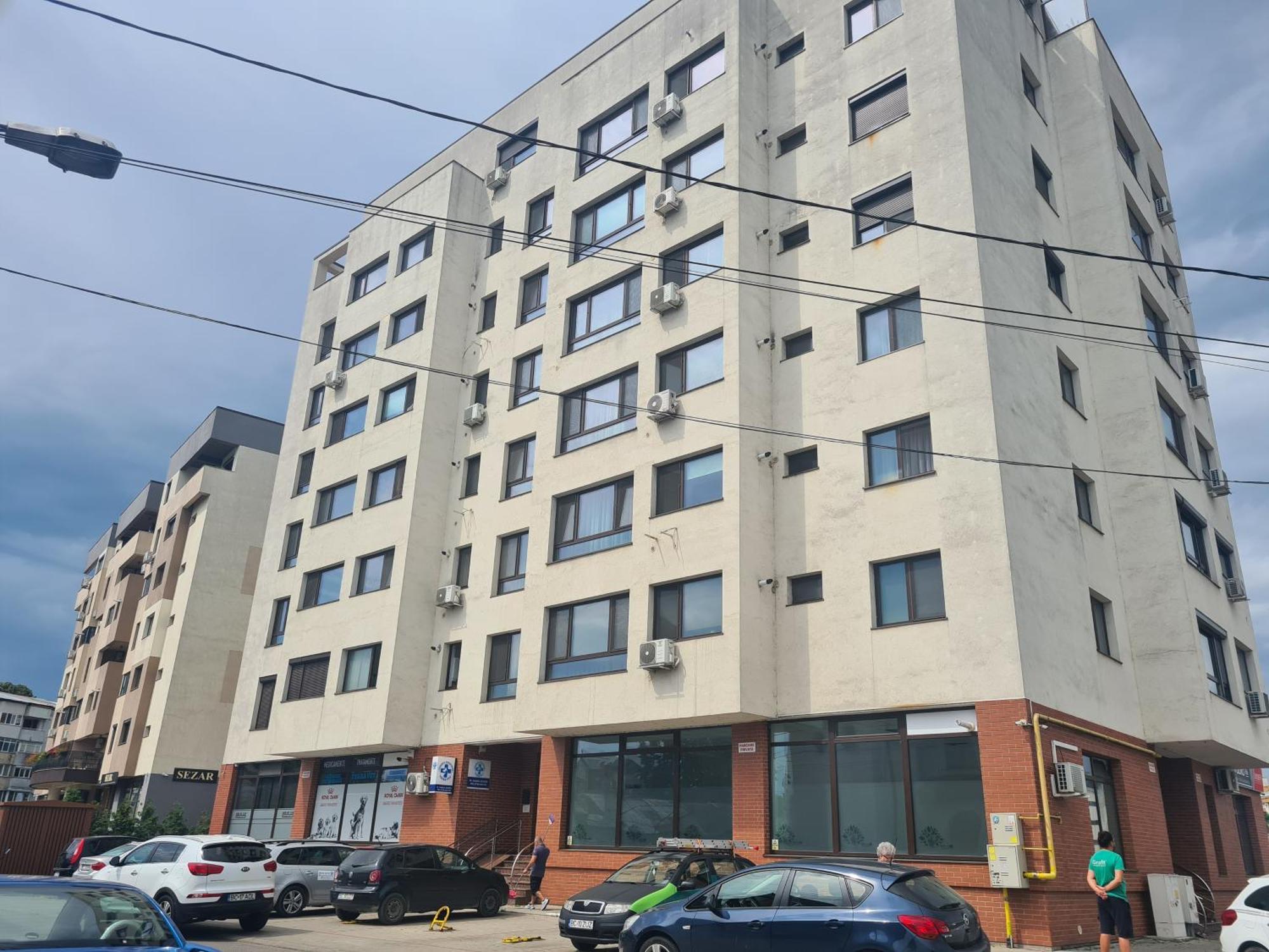 Luxury Central Newapartments One Bacău Buitenkant foto